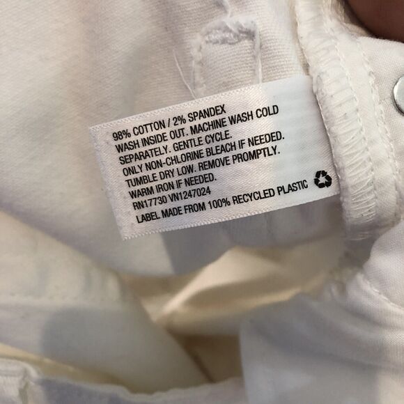 Wild Fable Women High-Rise 90s Relaxed Straight Dad Jeans Distressed 4… - Picture 13 of 13